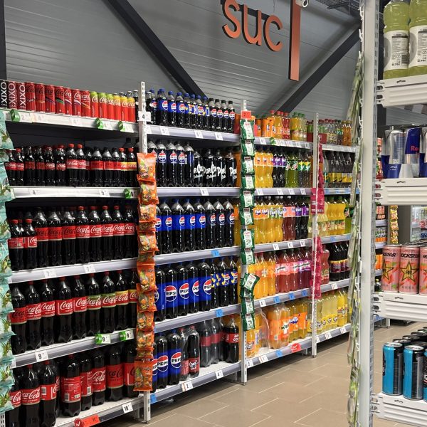 Minirack SIDAC – stâlp pătrat 30×30 mm pentru sarcini mari și stabilitate crescută 1