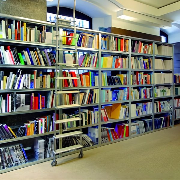 Rafturi metalice cu polițe Unirack pentru depozitare manuală 1