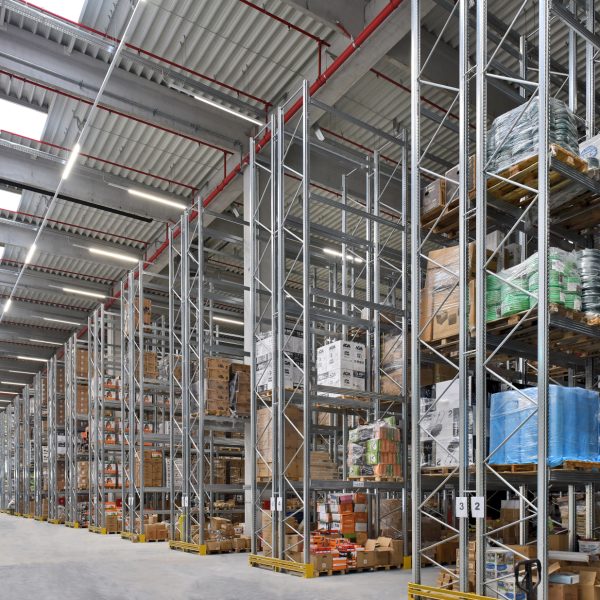 Sistem rafturi metalice heavy-duty pentru aplicații exigente Unibuild 2